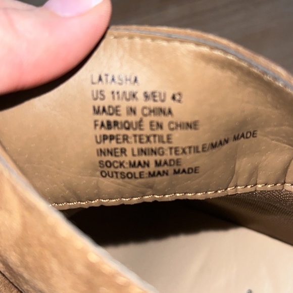 Women’s Booties - Picture 4 of 6